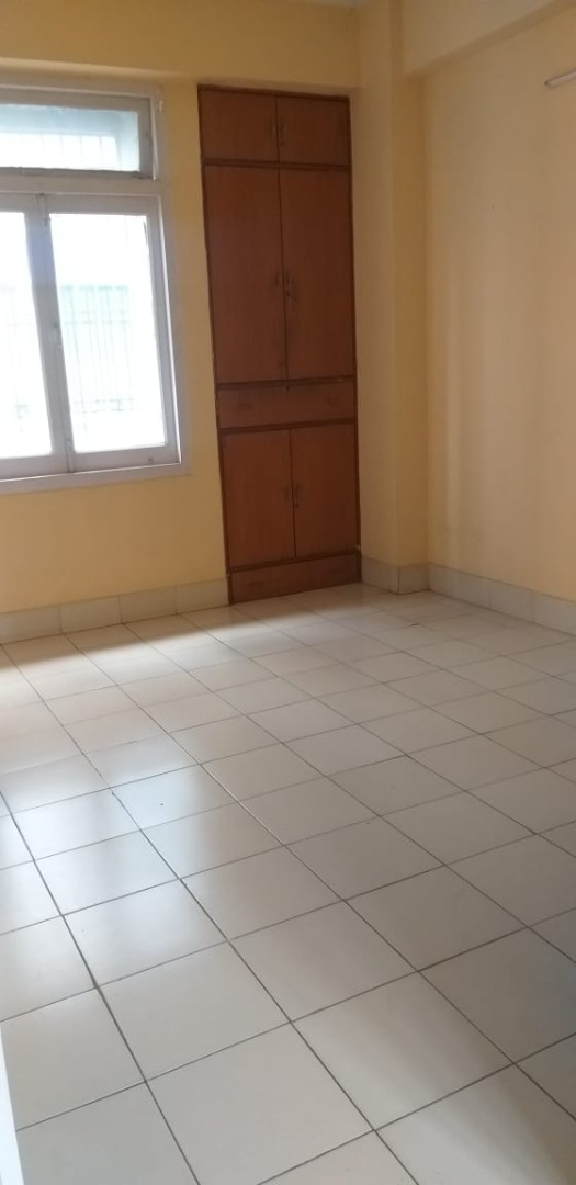 Semi Furnished 3bhk semi furnished apartment in Bamunimaidam, Guwahati, Assam, India for Rent